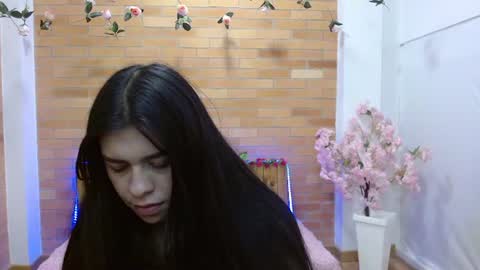 Snapshot of lumablush chatting on 2, 7, 2026 Leidydi online show from 2, 7, 2026