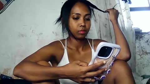 Snapshot of luna019 chatting on 11, 2, 2025 Luna online show from 11, 2, 2025