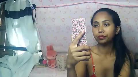 Snapshot of luna019 chatting on 9, 10, 2025 Luna online show from 9, 10, 2025