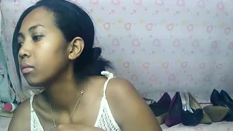 Snapshot of luna019 chatting on 10, 11, 2025 Luna online show from 10, 11, 2025