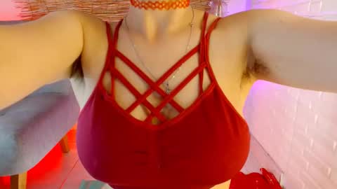 Snapshot of luna_7_777 chatting on 19, 11, 2025 Luna online show from 19, 11, 2025