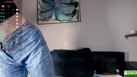 Snapshot of luna__l chatting on 5, 6, 2026 Alice online show from 5, 6, 2026
