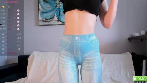 Snapshot of luna__l chatting on 7, 6, 2026 Alice online show from 7, 6, 2026