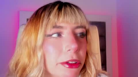 luna online show from 15, 4, 2026