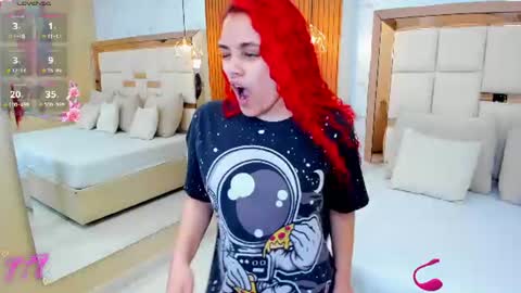 Snapshot of luna__vegga chatting on 3, 8, 2026 Luna online show from 3, 8, 2026