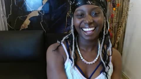 Snapshot of luna_bella882689 chatting on 18, 5, 2026 luna_bella882689 online show from 18, 5, 2026