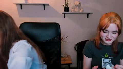 Snapshot of luna_berryy chatting on 21, 12, 2024 luna_berryy online show from 21, 12, 2024