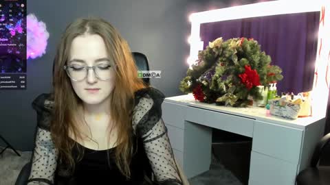 Snapshot of luna_berryy chatting on 24, 12, 2024 luna_berryy online show from 24, 12, 2024