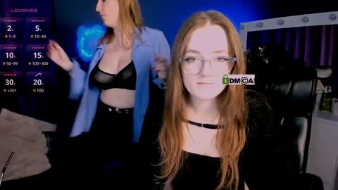 Snapshot of luna_berryy chatting on 4, 2, 2025 luna_berryy online show from 4, 2, 2025