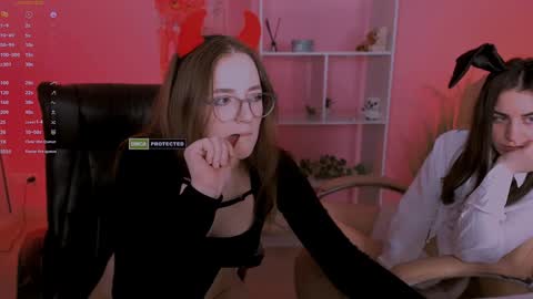 Snapshot of luna_berryy chatting on 6, 2, 2025 luna_berryy online show from 6, 2, 2025