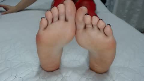 Luna--Blueberry online show from 11, 9, 2025