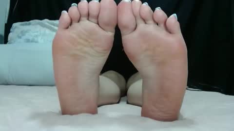 Luna--Blueberry online show from 19, 12, 2025