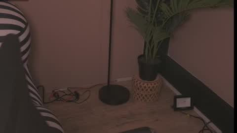 Lunita online show from 15, 4, 2026