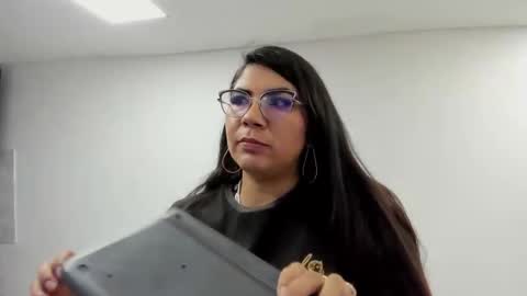 luna  online show from 26, 10, 2025