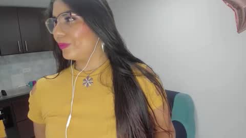 luna  online show from 5, 3, 2026