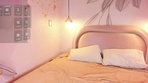 luna_ferrari online show from 11, 4, 2026