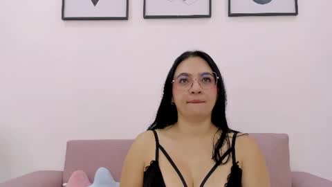 luna_ferrer1 online show from 18, 7, 2026