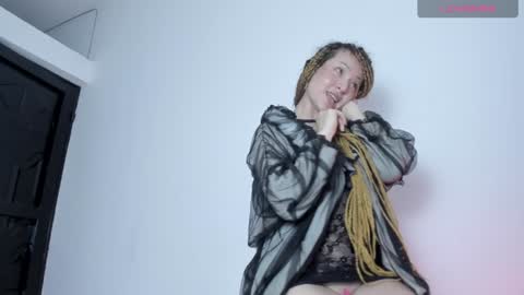 luna_hazard online show from 5, 12, 2024