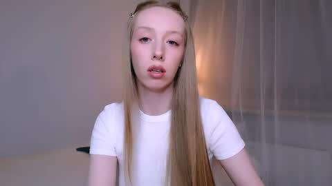 Snapshot of luna_insanity chatting on 19, 4, 2026 Luna online show from 19, 4, 2026