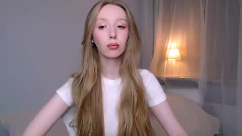 Snapshot of luna_insanity chatting on 1, 7, 2026 Luna online show from 1, 7, 2026