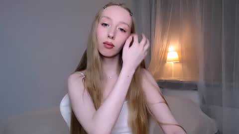 Snapshot of luna_insanity chatting on 3, 7, 2026 Luna online show from 3, 7, 2026