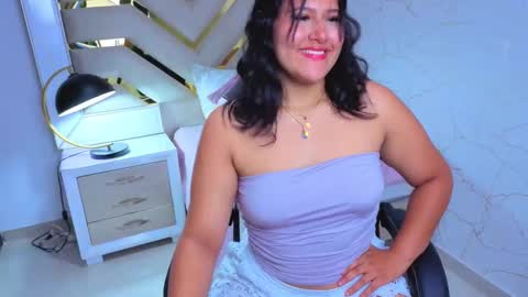 Luna  Jonez  online show from 23, 11, 2025