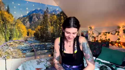 Aspen online show from 18, 12, 2024