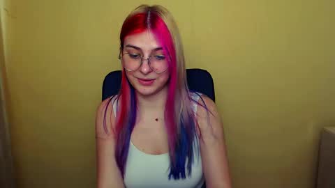 Luna online show from 21, 2, 2025