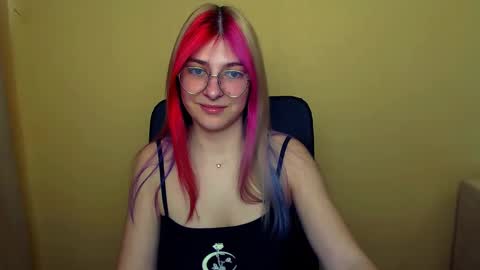 Luna online show from 5, 3, 2025