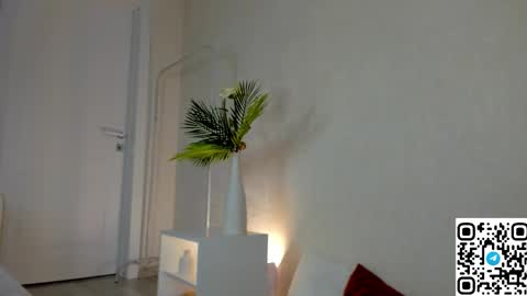 Snapshot of luna_mee chatting on 31, 3, 2026 Adele online show from 31, 3, 2026