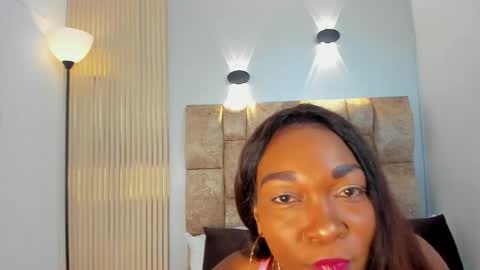 Snapshot of luna_moretti chatting on 21, 9, 2025 luna moretti online show from 21, 9, 2025