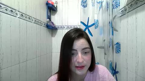 Snapshot of luna_nueva_ chatting on 21, 4, 2026 LUNA online show from 21, 4, 2026