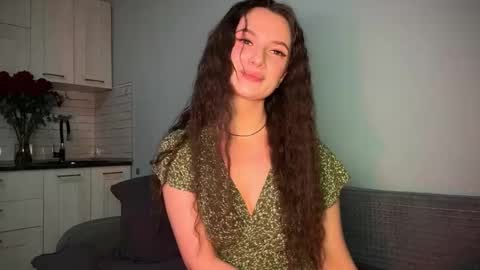 Snapshot of luna_raee chatting on 29, 9, 2025 luna_raee online show from 29, 9, 2025