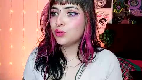 MISS LUNA  online show from 15, 12, 2024