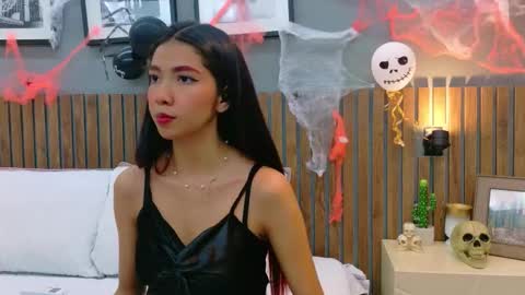 LUNA  online show from 24, 10, 2025