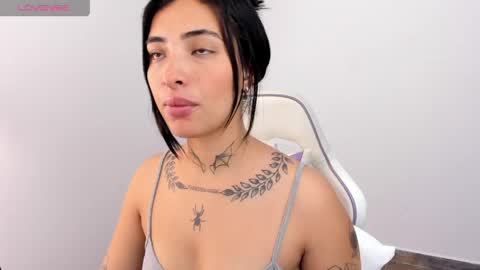 luna rose online show from 10, 5, 2026