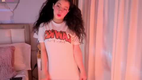L U N A   Try my private  online show from 23, 9, 2025