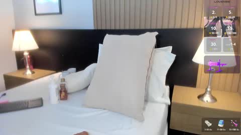 luna_sian online show from 5, 11, 2025