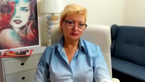 Snapshot of luna_xfantasy chatting on 15, 4, 2026 L u n a online show from 15, 4, 2026