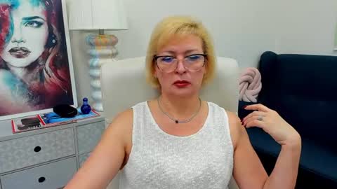 Snapshot of luna_xfantasy chatting on 19, 6, 2026 L u n a online show from 19, 6, 2026