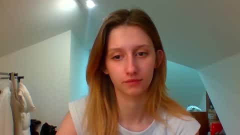 L U N A  online show from 30, 12, 2024