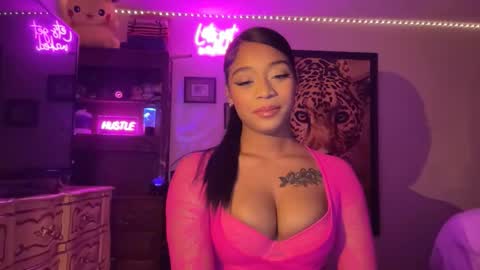 Snapshot of lunaa_11 chatting on 29, 4, 2026 lunaa_11 online show from 29, 4, 2026