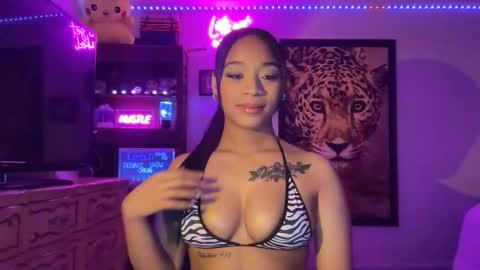Snapshot of lunaa_11 chatting on 6, 5, 2026 lunaa_11 online show from 6, 5, 2026