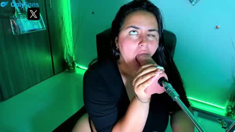 Luna Hatzel online show from 10, 12, 2024