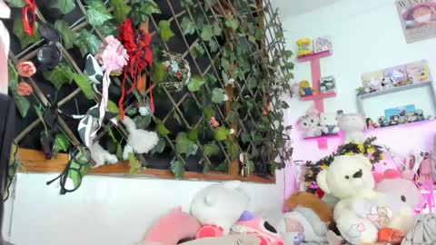 Snapshot of lunacristal_moon chatting on 13, 2, 2025 lunacristal_moon online show from 13, 2, 2025