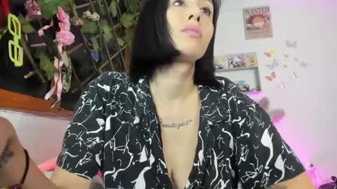 Snapshot of lunacristal_moon chatting on 22, 2, 2025 lunacristal_moon online show from 22, 2, 2025