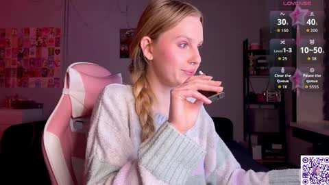 Snapshot of lunacyy chatting on 29, 4, 2026 Britney online show from 29, 4, 2026