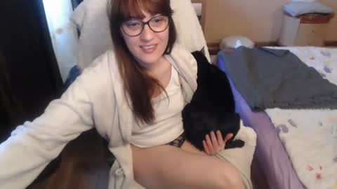 Snapshot of lunadelsol2 chatting on 25, 2, 2025 Luna..ntmu online show from 25, 2, 2025