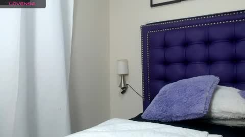 Snapshot of lunadread chatting on 3, 5, 2026 Luna Dread online show from 3, 5, 2026