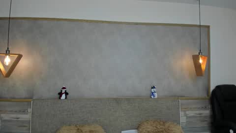 LUNA  online show from 1, 12, 2025